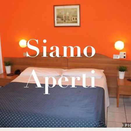 Hotel Catalani E Madrid Milano Dış mekan fotoğraf