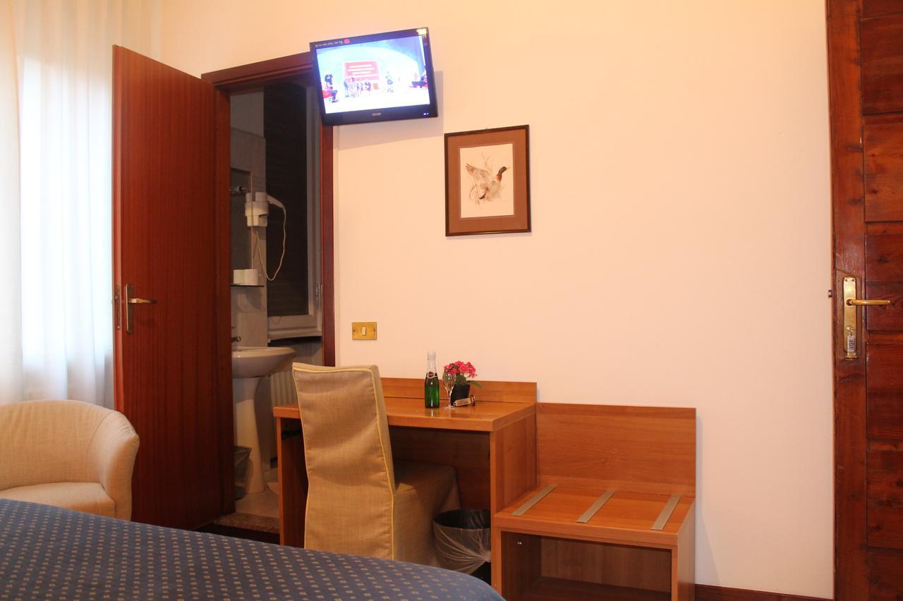 Hotel Catalani E Madrid Milano Dış mekan fotoğraf